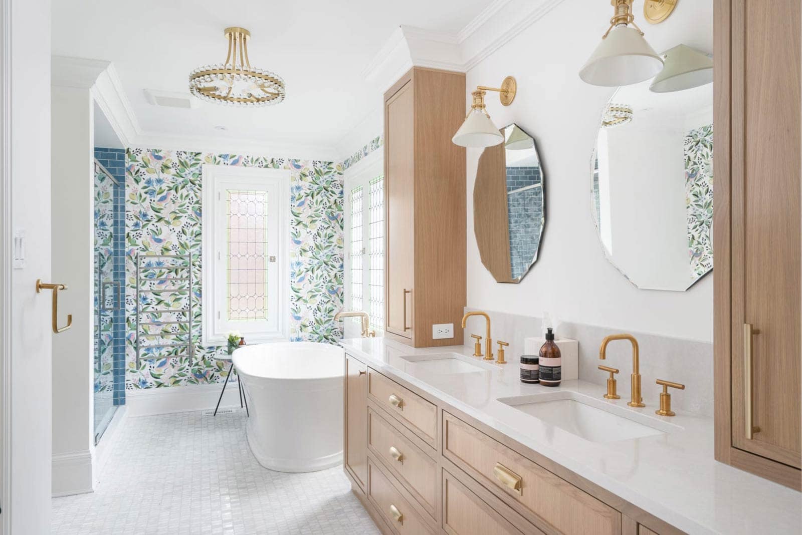 Current Bathroom Trends | LUX Decor